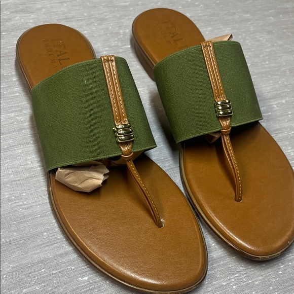 Italian Shoemakers Green and Brown Sandals - Picture 4 of 5